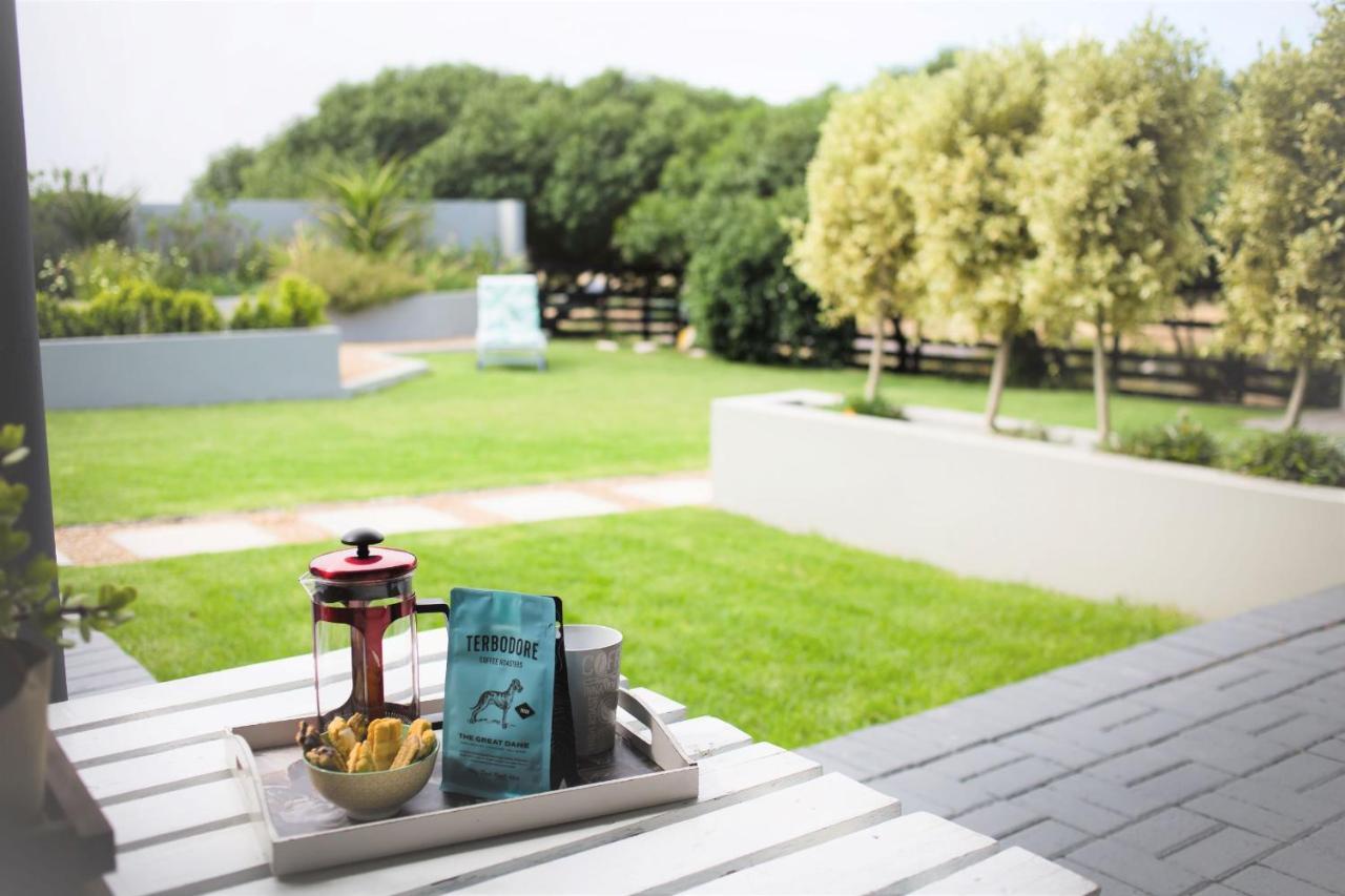 Three Feathers Cottages Langebaan Eksteriør bilde