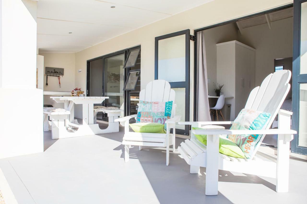 Three Feathers Cottages Langebaan Eksteriør bilde